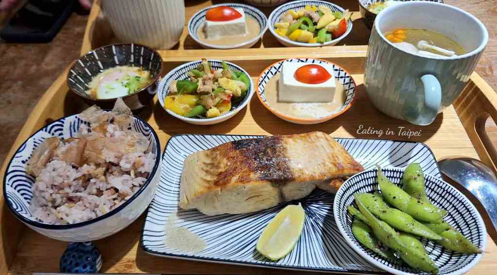 Hualien Taiwanese restaurant fish set